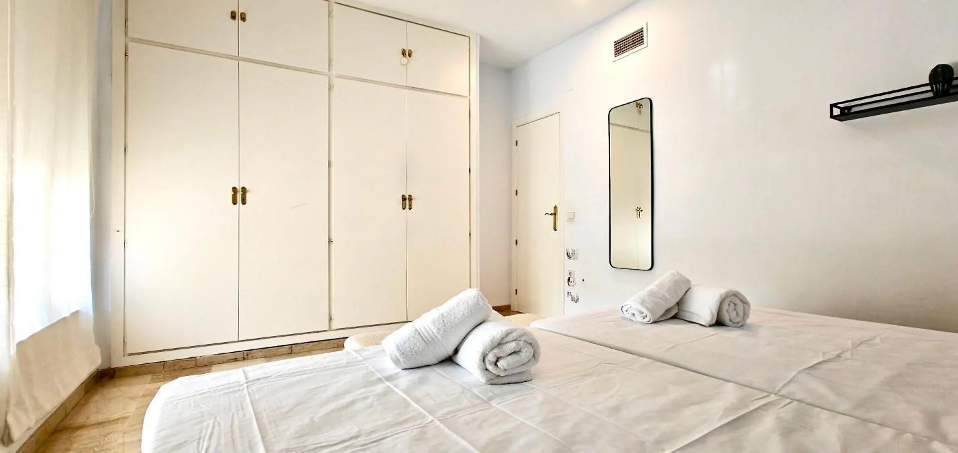 Apartment Suite Deluxe Puerta De Almodovar Cordoba