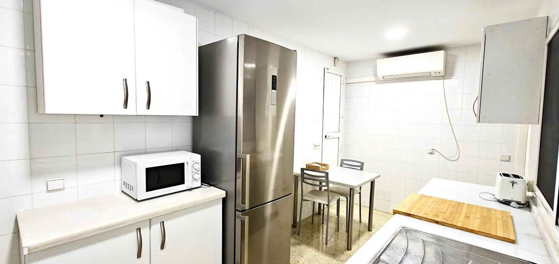 קורדובה Suite Deluxe Puerta De Almodovar 0*,