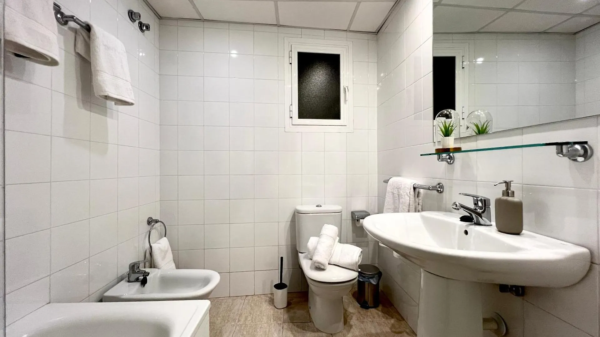 Apartment Suite Deluxe Puerta De Almodovar Cordoba Spain