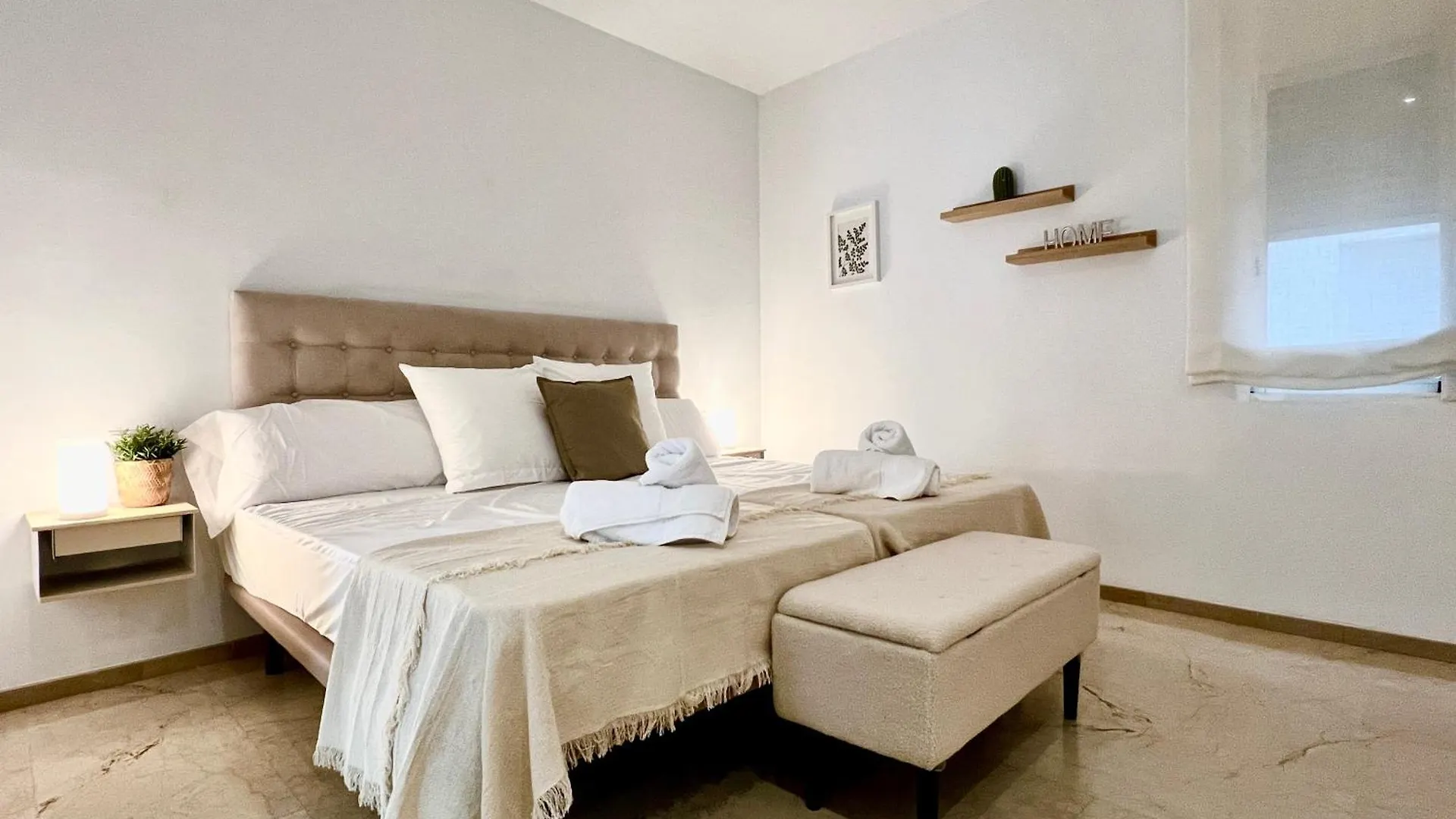Apartment Suite Deluxe Puerta De Almodovar Cordoba Spain