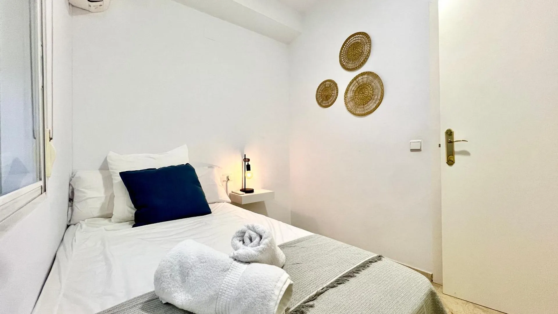 קורדובה Suite Deluxe Puerta De Almodovar 0*,  ספרד